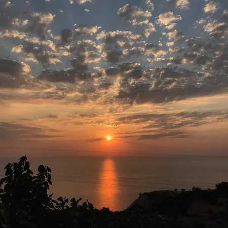 Sette Isole Countryside Retreat Near Egremni * Athanion