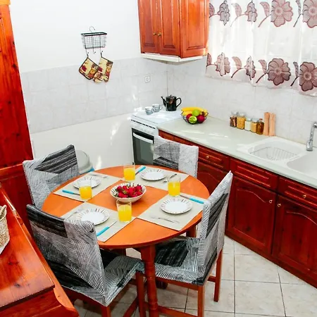 Sette Isole Countryside Apartment